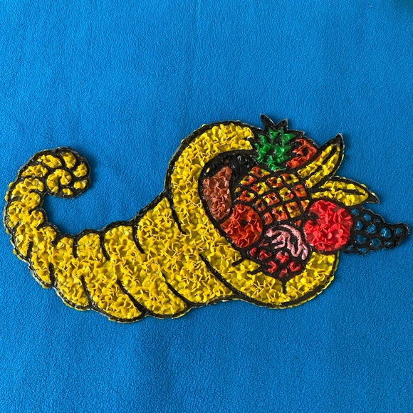 Thanksgiving Melted Plastic Plaque Vintage - Cornucopia - Picture 1 of 2